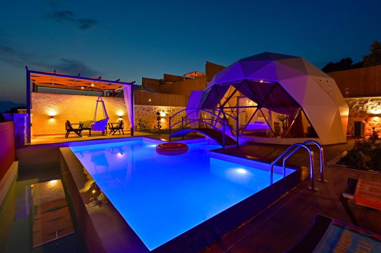كاس Kalkan Dome Suites & Deluxe Hotel المظهر الخارجي الصورة