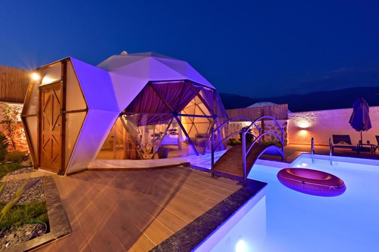 كاس Kalkan Dome Suites & Deluxe Hotel المظهر الخارجي الصورة